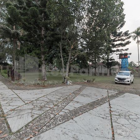 Bens Homestay Mitra Reddoorz Богор Екстериор снимка